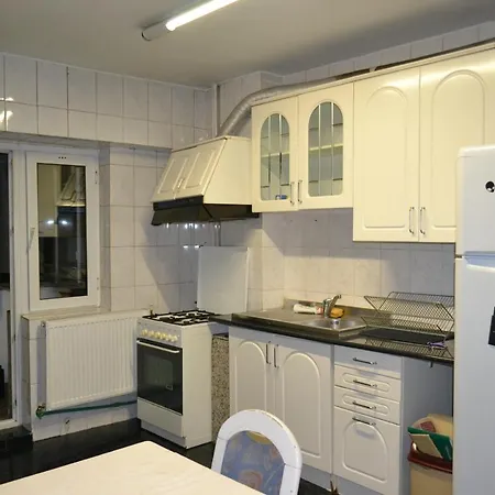 Dreams By The River * Bucarest